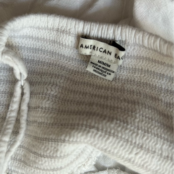 American Eagle Cropped Blouse - Picture 2 of 3